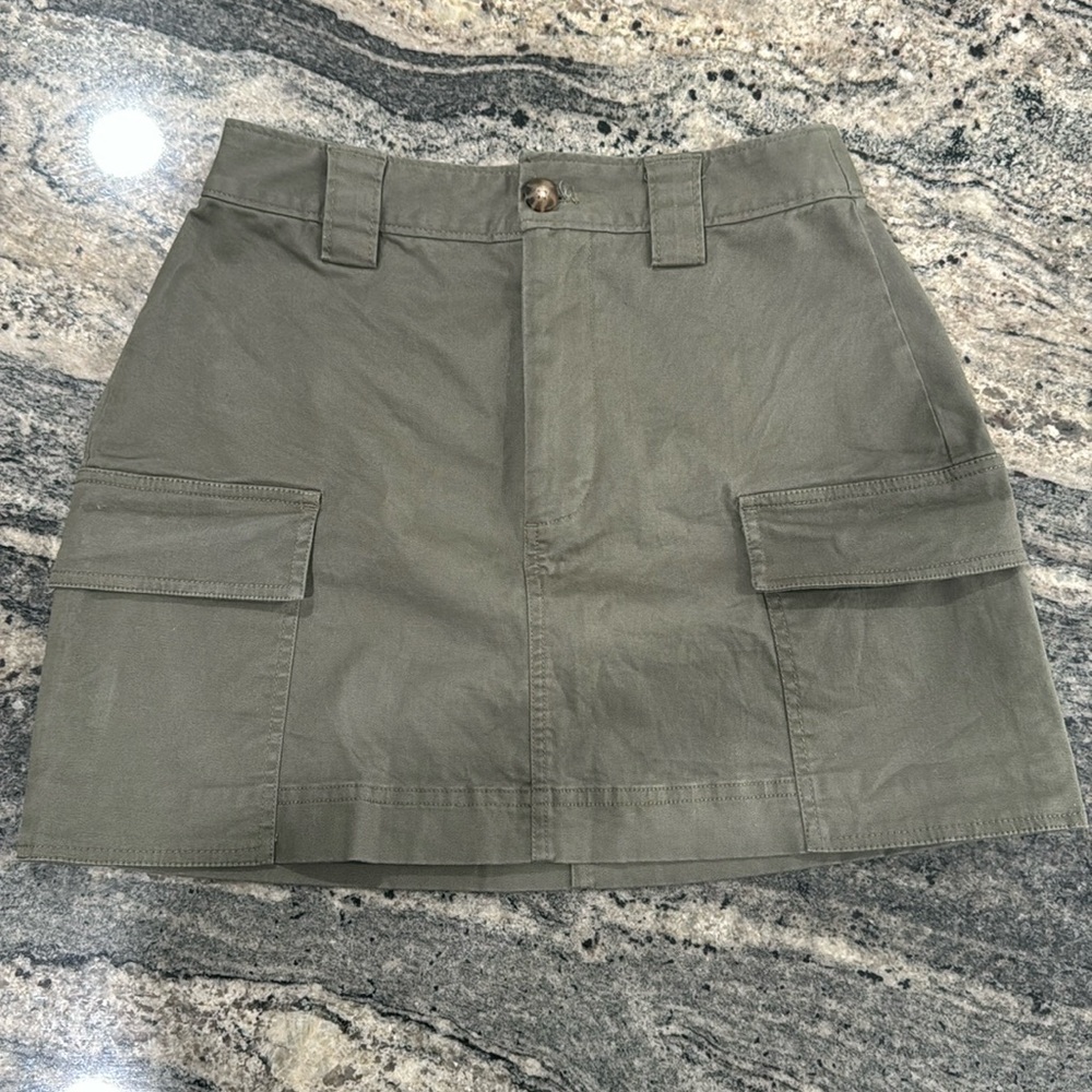 Abercrombie & Fitch Utility Cargo Olive Skirt